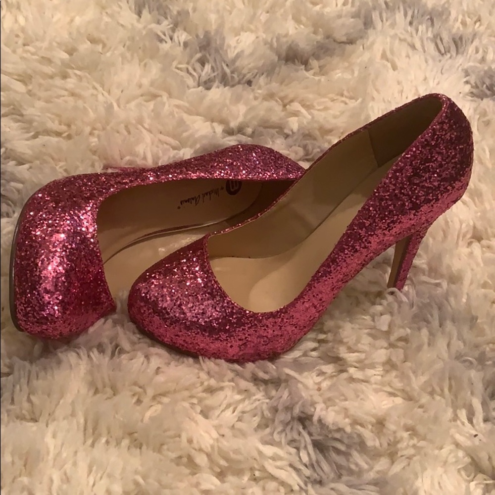 Pink glitter high heels size 7 **Stunning**